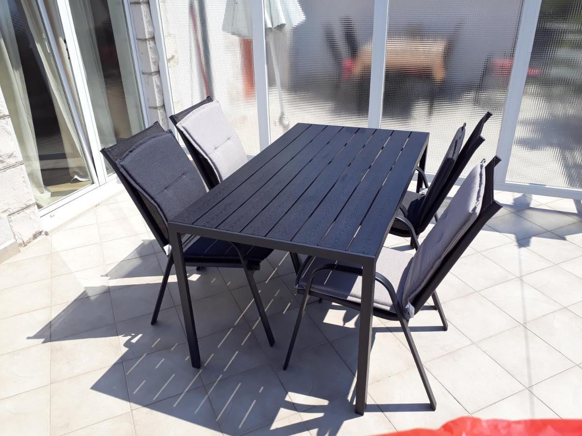 Apartment Ivana Вигань Экстерьер фото