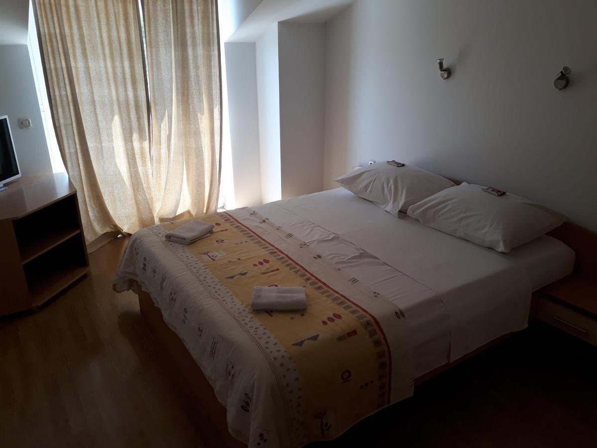Apartment Ivana Вигань Экстерьер фото